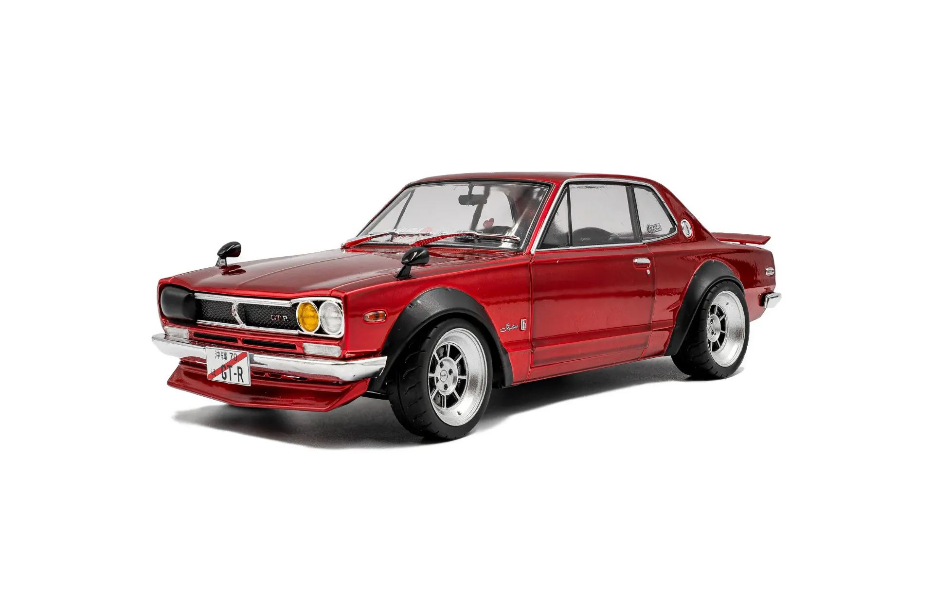 Solido : Nissan Skyline (C10) Hakosuka │ Red Metallic - 1970 [1/18]
