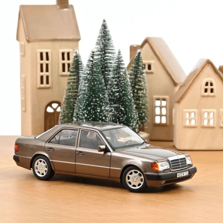 Norev : Mercedes-Benz 500 E │ 1990  - Impala métallisé [1/18]