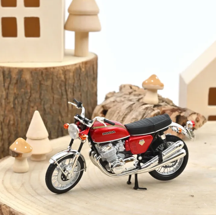 [NOR 182026] Norev : Honda CB750 │ 1969 - Rouge métallisé [1/18]