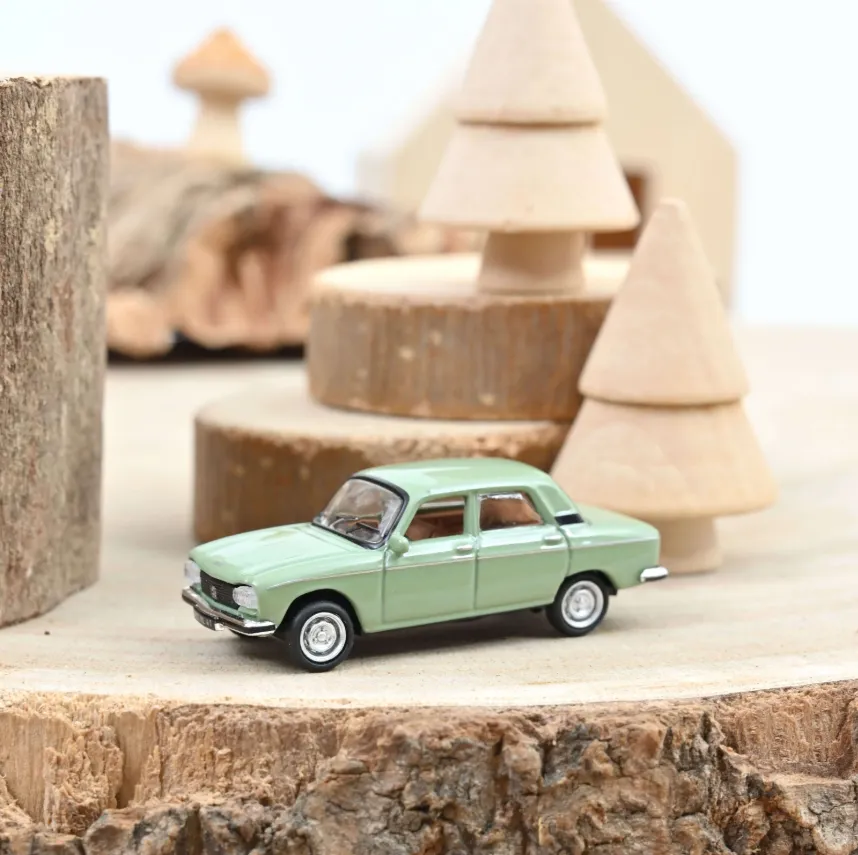 Norev : Peugeot 304 │ 1977 - Vert Doré métallisé