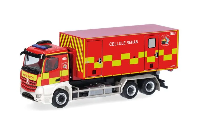 [HER 099233] Herpa : Mercedes Benz Arocs M haakarm 3a. Pompiers Cellule Rehab (Belge)