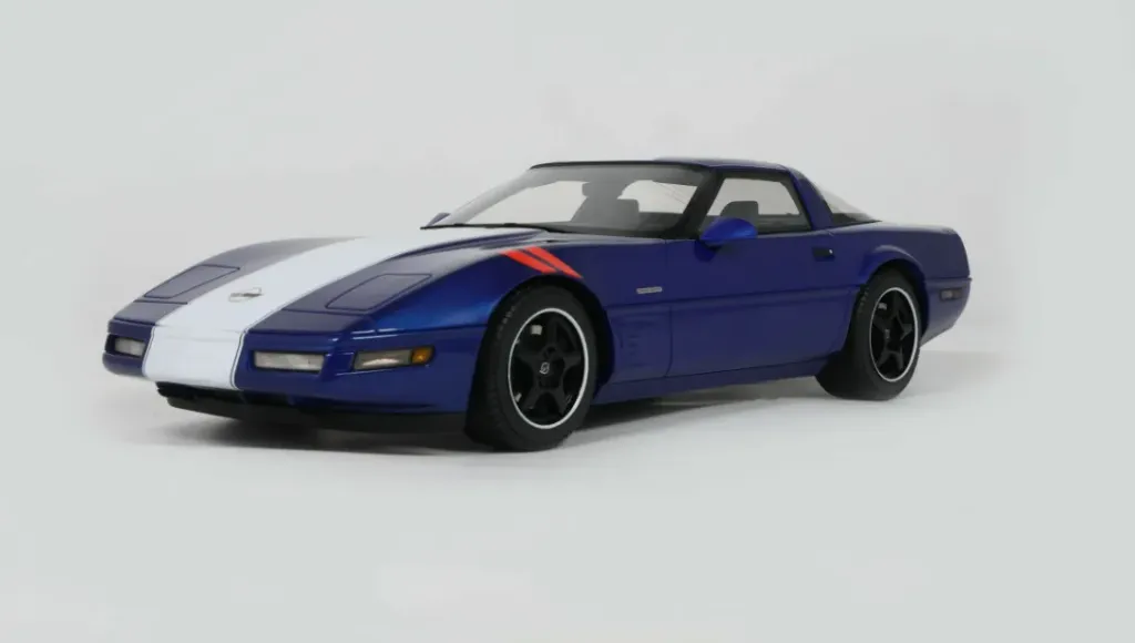 GT Spirit : Chevrolet Corvette C4 Gran Sport │ 1996 [1/18]