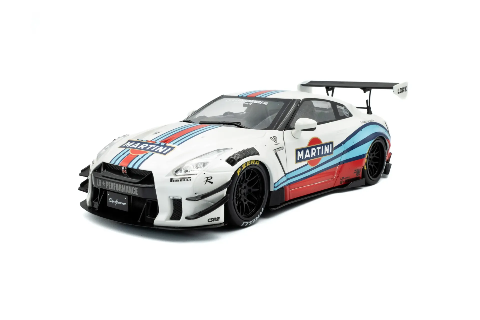 Solido : Nissan GT-R (R35) W/ Liberty Walk Body Kit 2.0 – M - 2024 [1/18]
