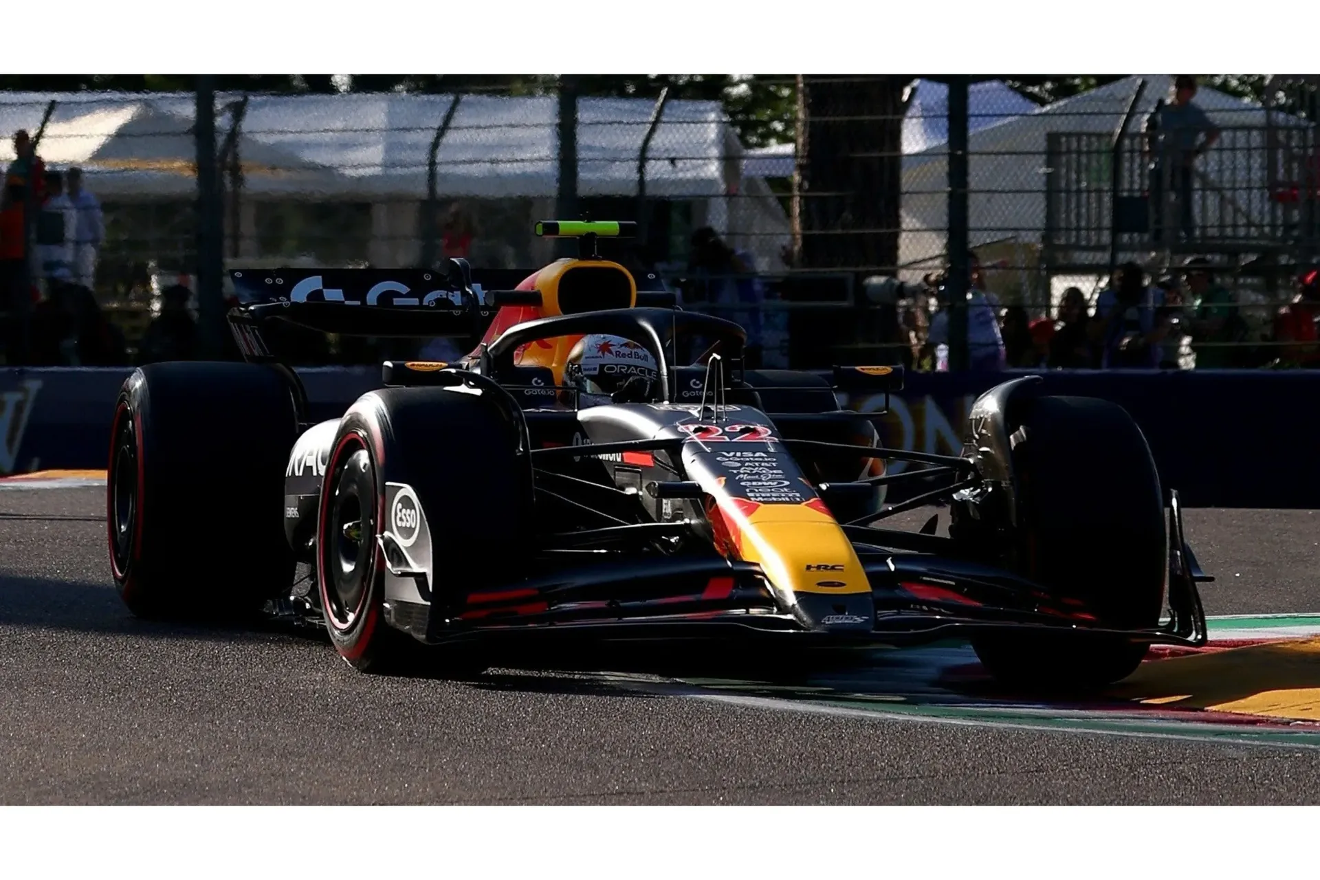[SPK S9624] Spark : Red Bull Racing RB21 No.22 Oracle Red Bull Racing Emilia-Romagna GP 2025 - RB 400 Races Yuki Tsunoda