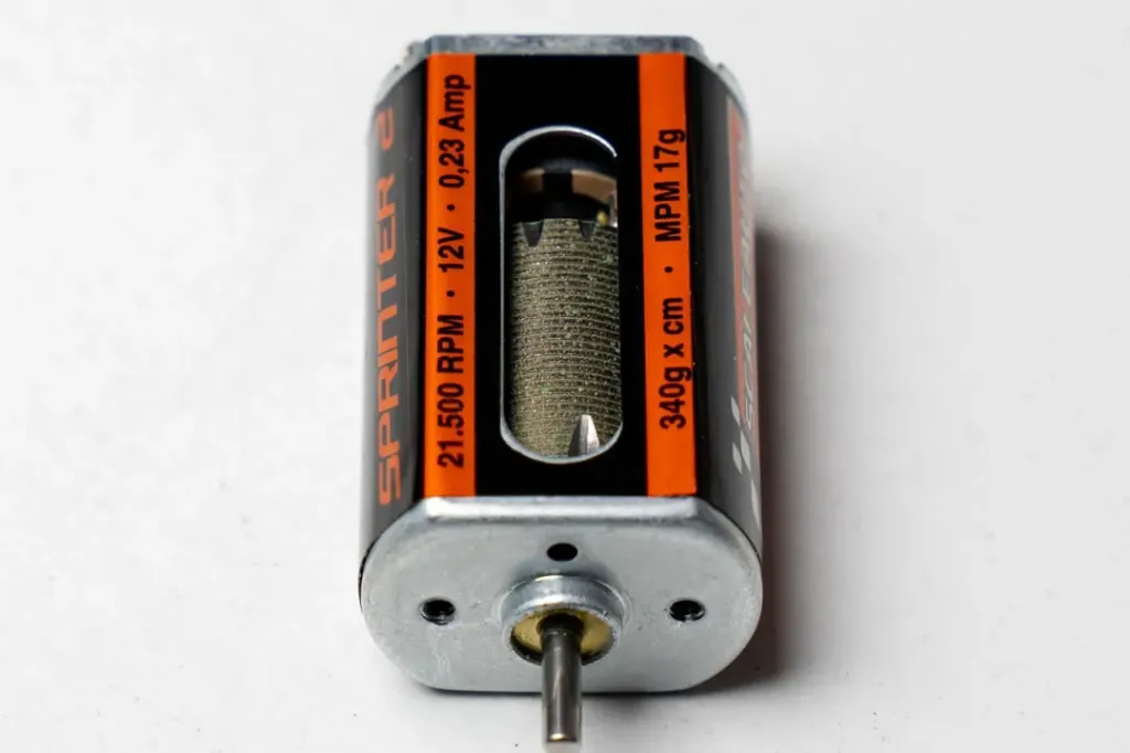 [SCT SC-0025C] Scaleauto : Moteur SC-25 Sprinter2 21500 RPM 0.23 AMP 340gr/cm