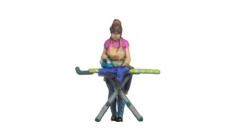 [NOC 10425] Noch : Femme qui repasse