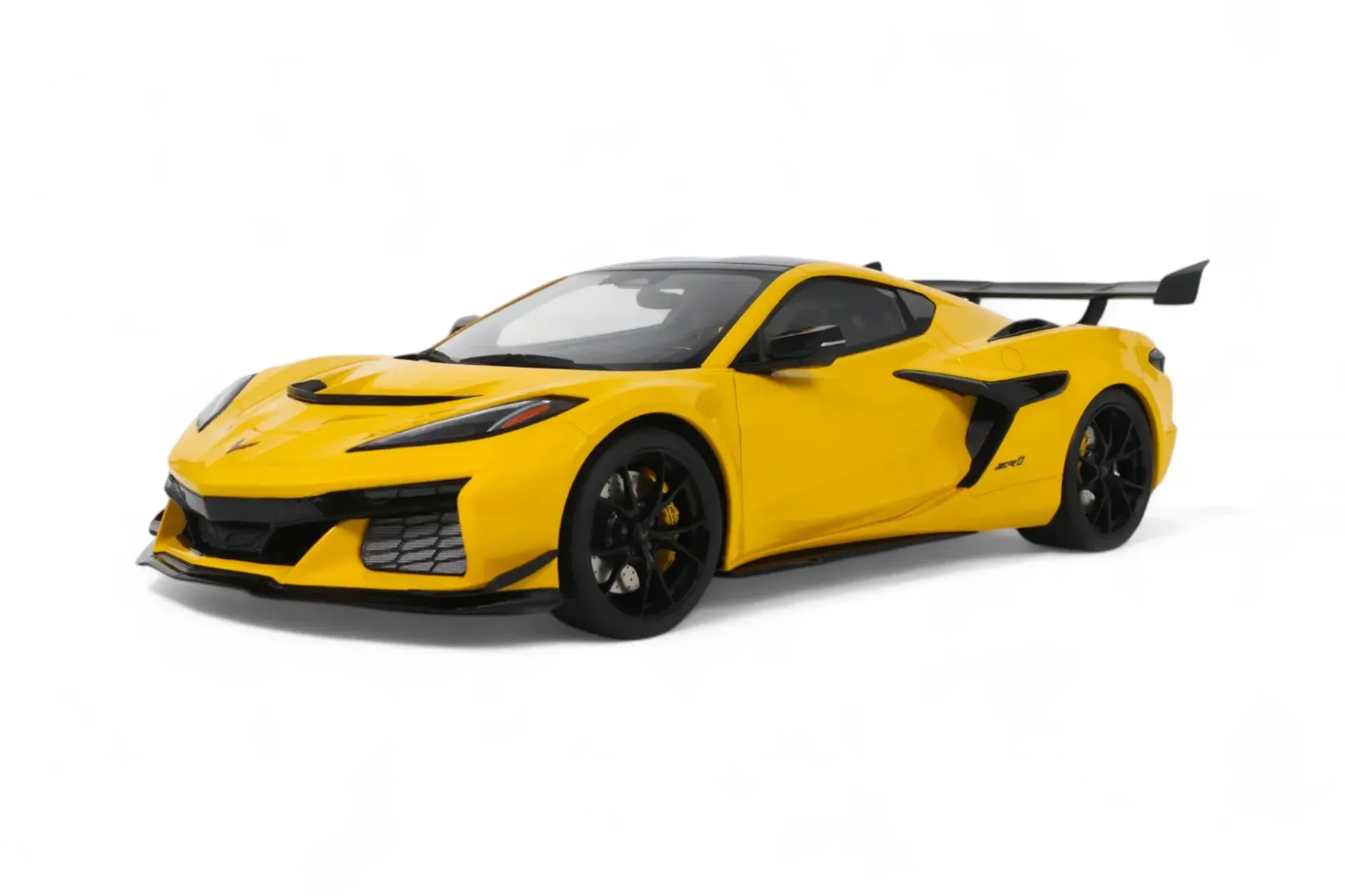 GT Spirit : Chevrolet Corvette C8 ZR1 │ Jaune [1/18]