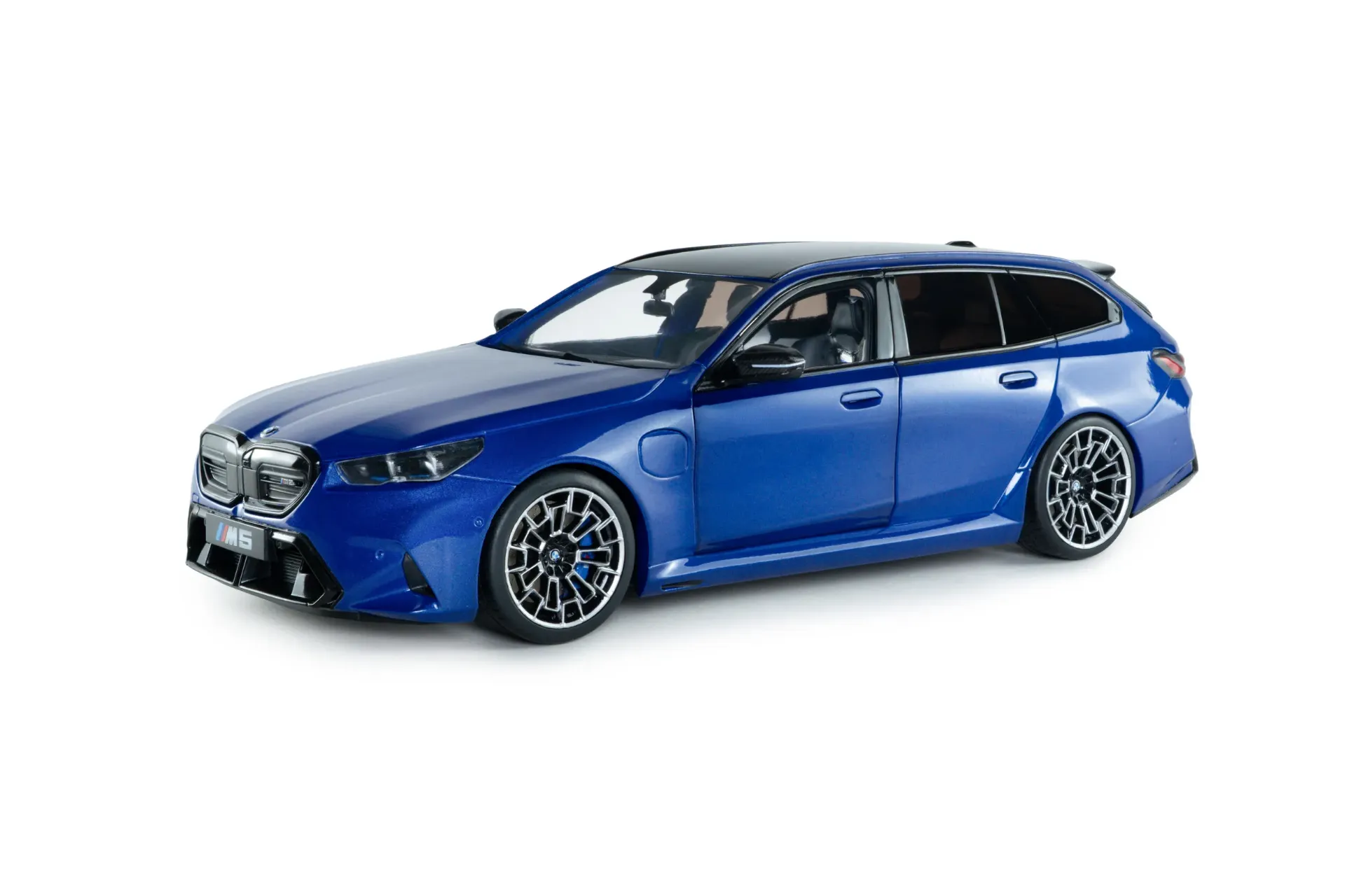 Solido : BMW M5 Touring │ M Marina Bay Blue Metallic - 2024 [1/18]
