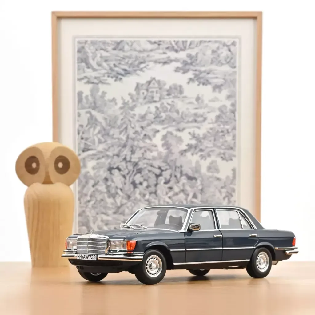 Norev : Mercedes-Benz 350 SEL 1979 Bleu Hansa [1/18]
