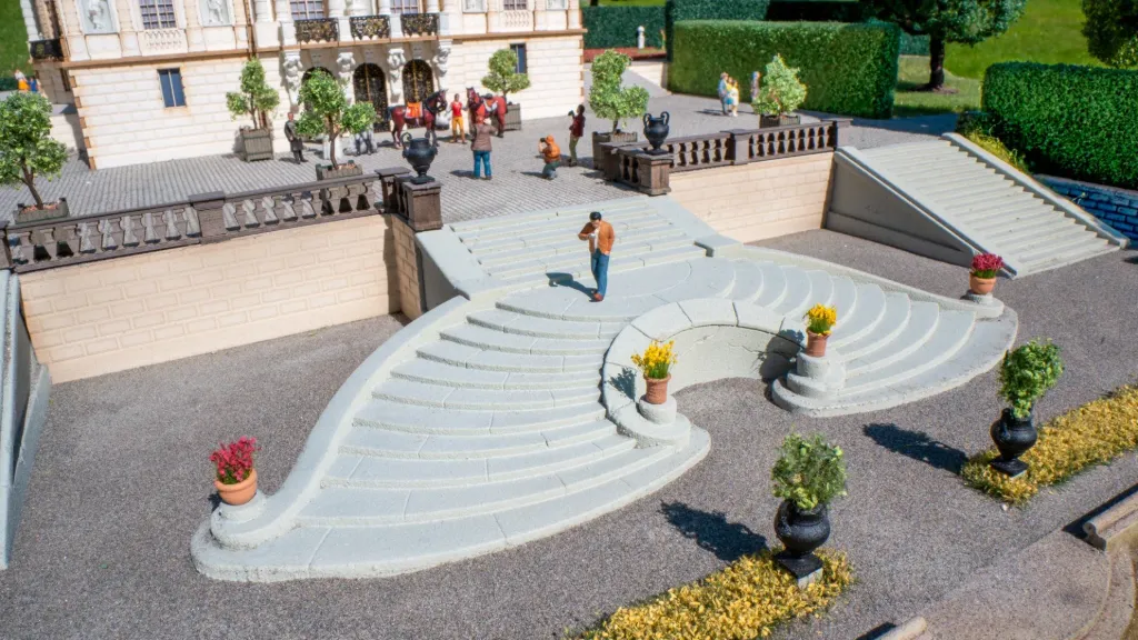 [NOC 58315] Noch : Open-Air Staircase, Curved [1/87 - HO]