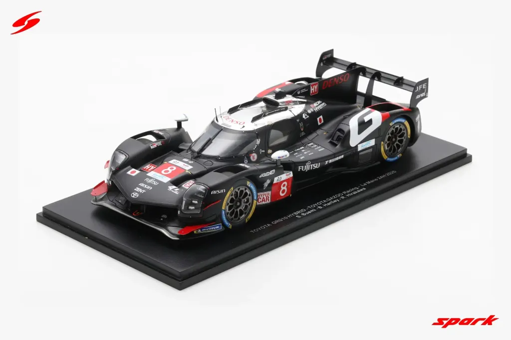 Spark : Toyota Gr010 Hybrid │ #8 - Sébastien Buemi - Toyota Gazoo Racing • 24h Le Mans 2024 [1/18]