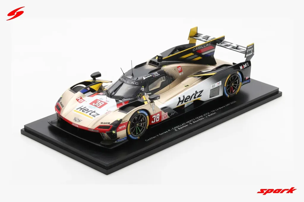 [SPK 18S1062] Spark : Cadillac V-Series.R │ #38 - Jenson Button - Hertz Team Jota • 24h Le Mans 2024 [1/18]