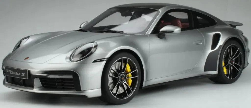 GT Spirit : Porsche 992.1 Turbo S SIlver Mettalic 2020 1/8