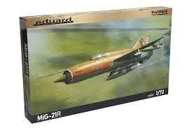 Eduard : MiG-21R (1/72)