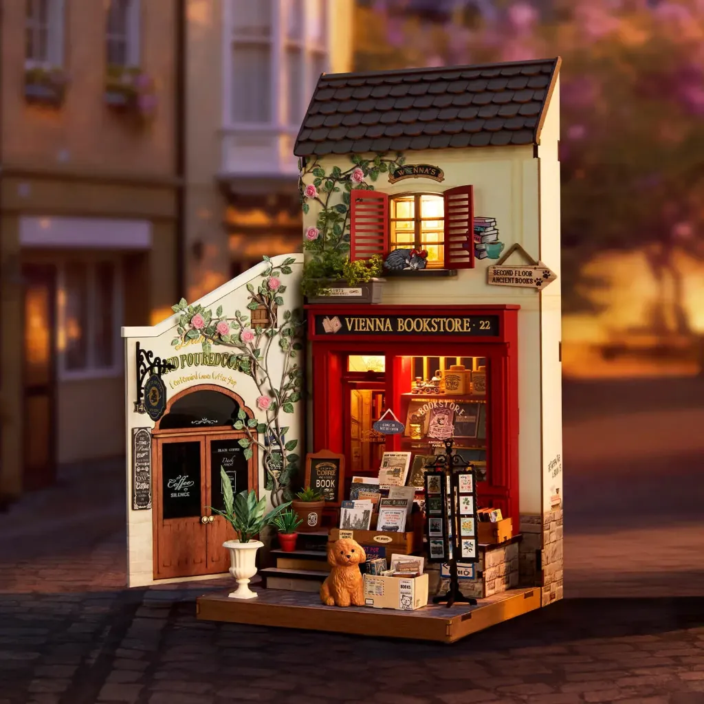 [RLF DG183] RoliIfe : Vienna Bookstore - Traval Street