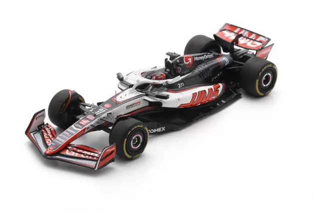 Spark : HASS VF-25 N°31 MoneyGram Haas F1 Team GP Canada 2025 - 200ème course Hass Esteban Ocon (1/43)