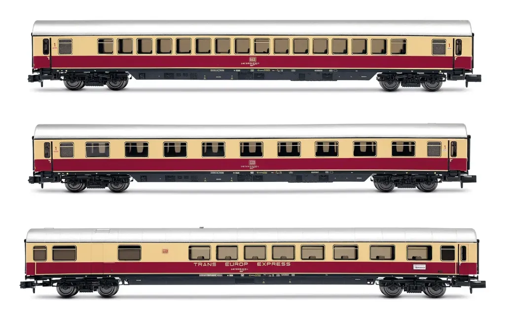 Arnold : AKE, coffret de 3 voitures « Rheingold », coffret 2/2, composé de 1 x voiture-restaurant ARmh217 + 1 x voiture de 1ère classe Avmz + 1 x voiture Apmz Epoque VI -DB-DC