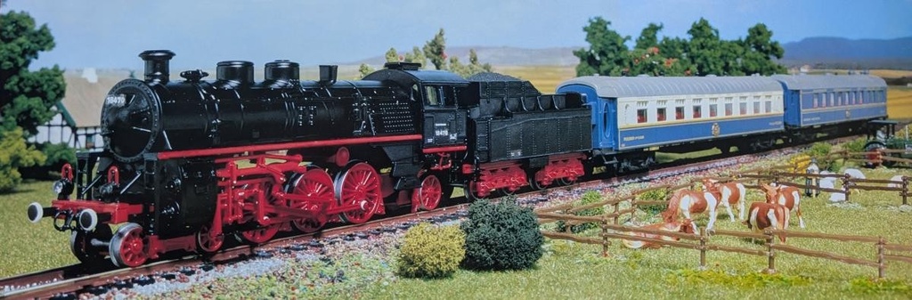 [REV 02190] Revell : Locomotive Vapeur  2 voitures Orient Express (1/87)