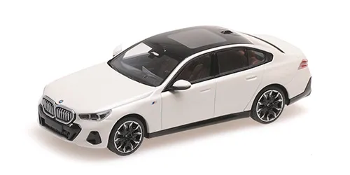 [MNC 410024102] Minichamps : BMW I5 2024 White Metallic (1/43)