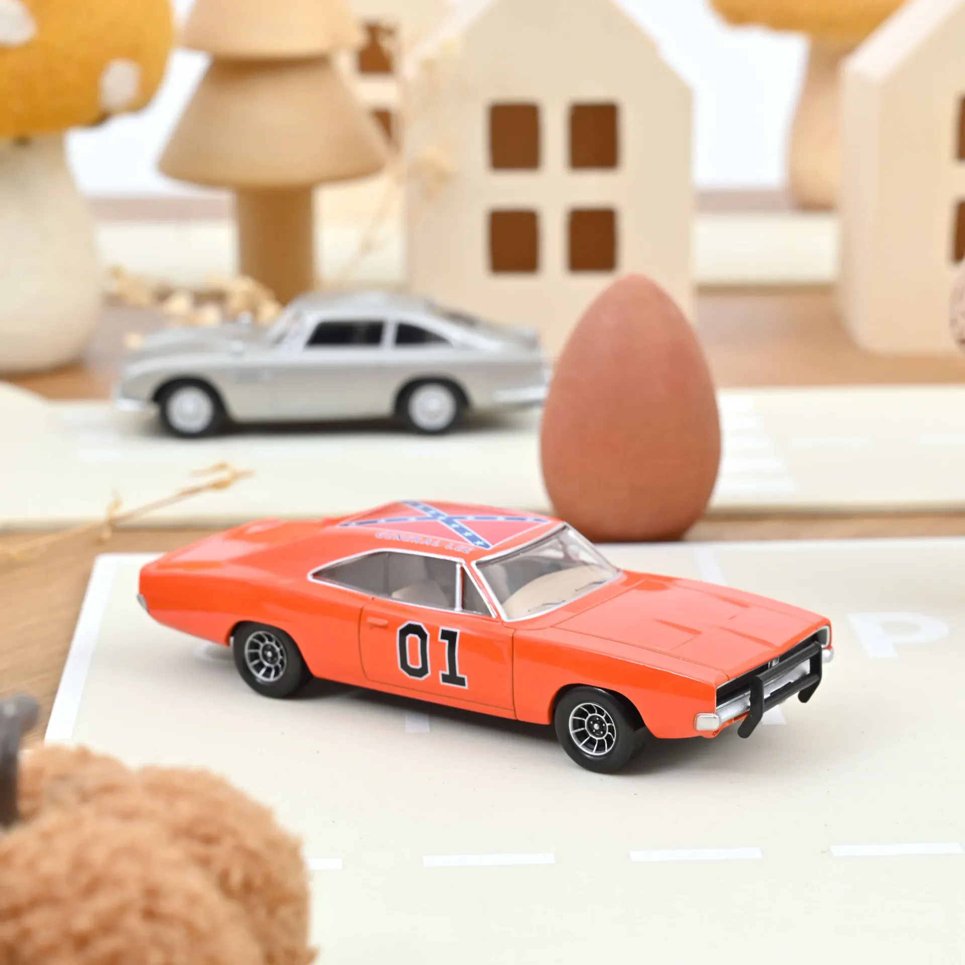 [NOR 950008] Norev: Dodge Charger (1969) "General Lee" - The Dukes of Hazzard TV Serie - Fel Oranje (1/43) │ Ref. 950008