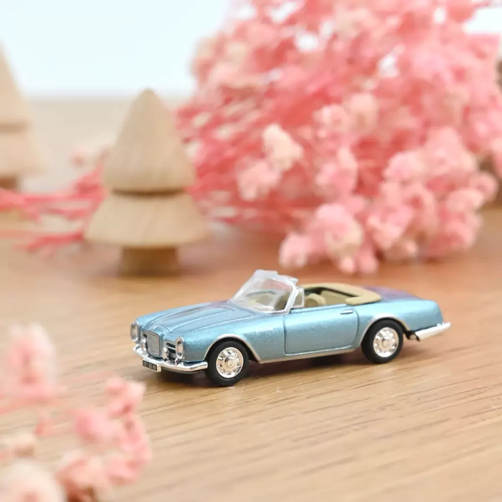[NOR 453007] Norev : Facel Vega Facel III Convertible (1963) - Bleu Métallisé (1/87) │ Ref. 453007