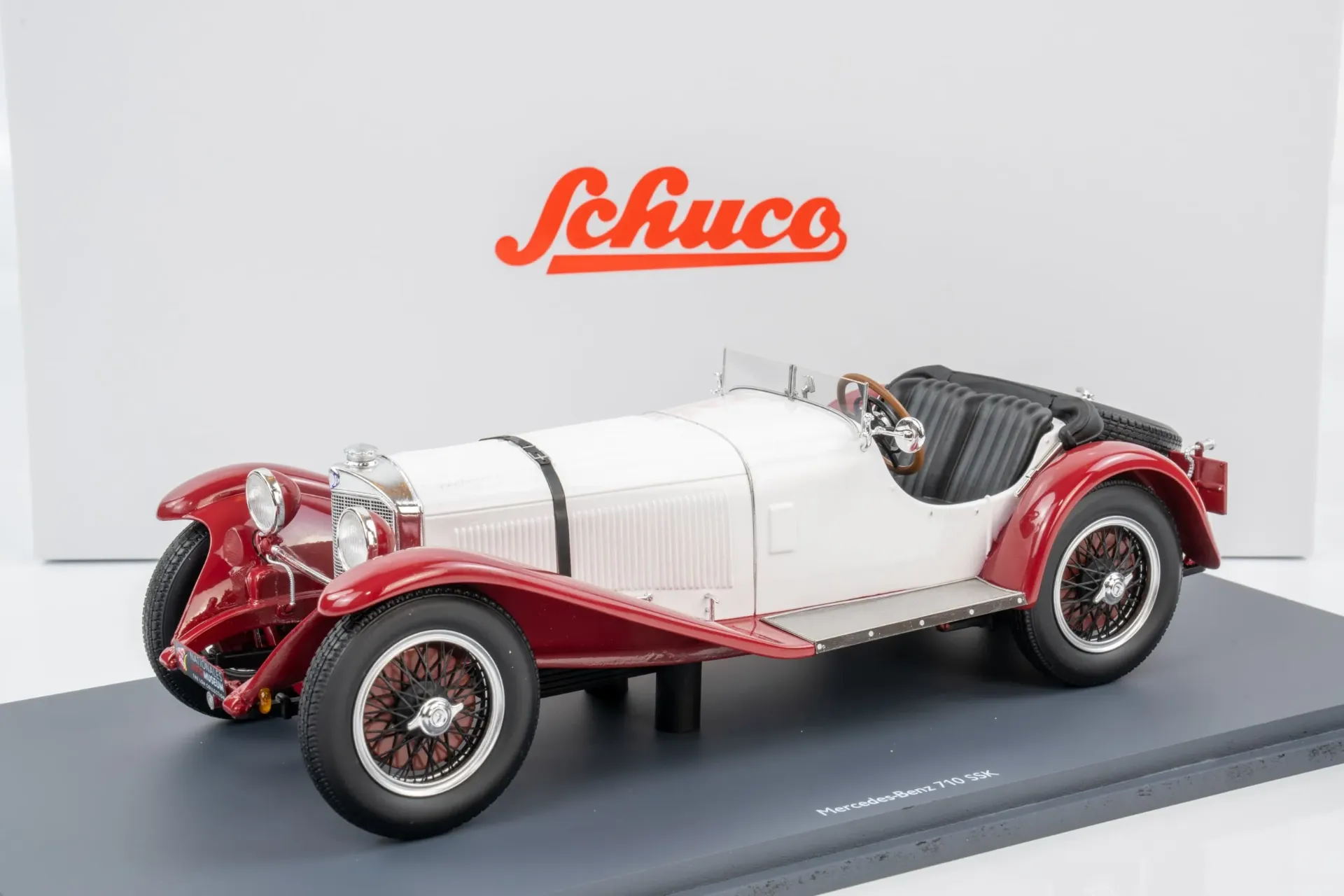 [SCU 450064600] Schuco : Mercedes SSK Blanche et Rouge (1/18)