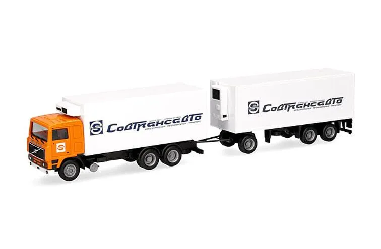 Herpa : Volvo F10 motorwagen oplegger Sovtransavto (1/87)
