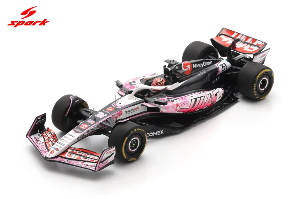 Spark : Haas VF-25 No.31 MoneyGram Haas F1 Team Japanese GP 2025 Esteban Ocon (1/18)