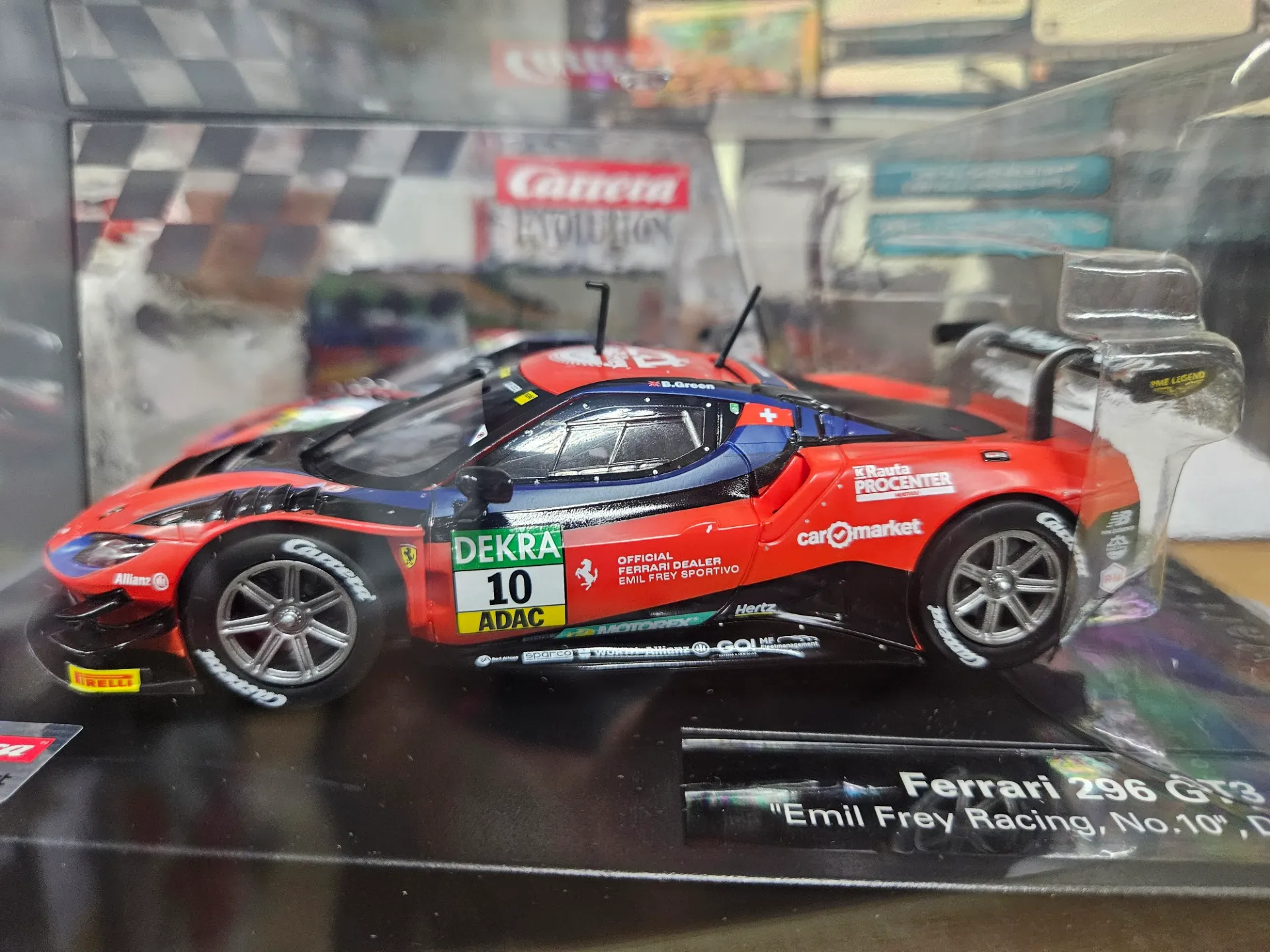 Carrera : Ferrari 296 GT3 n°10 Emil Frey Racing n°10 DTM 2025 Digital (1/32)
