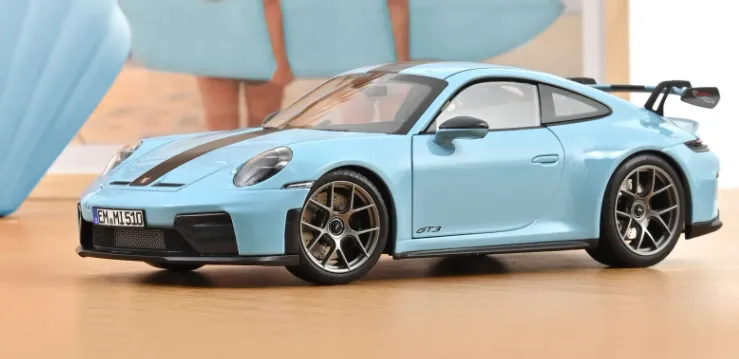 Norev : Porsche 911 GT3RS 2022 Weissach P