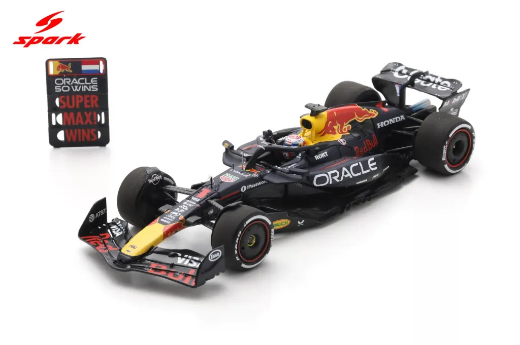 [SPK S9636] Spark : Red Bull Racing RB21 No.1 Oracle Red Bull Racing Winner Italian GP 2025 Max Vestappen - Oracle 50 Wins (with pit board) (1/43)