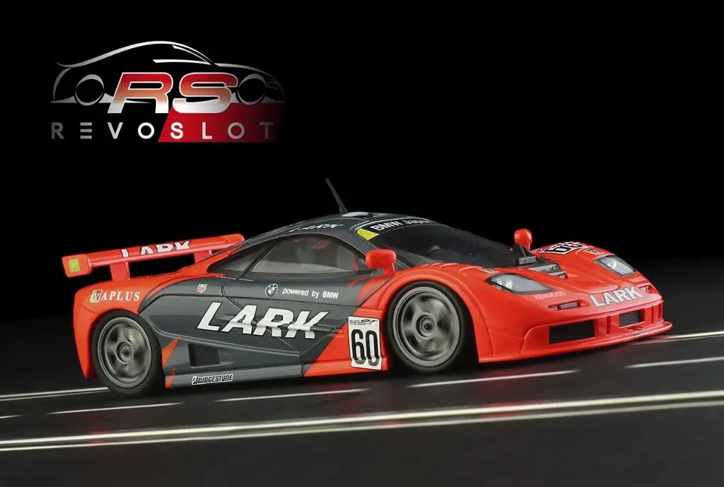 [RVS RS0307] Revoslot : Porsche 911 GT1 Champion Motors n°38 12h Sebring 1999 Boutsen-Wollek-Muller