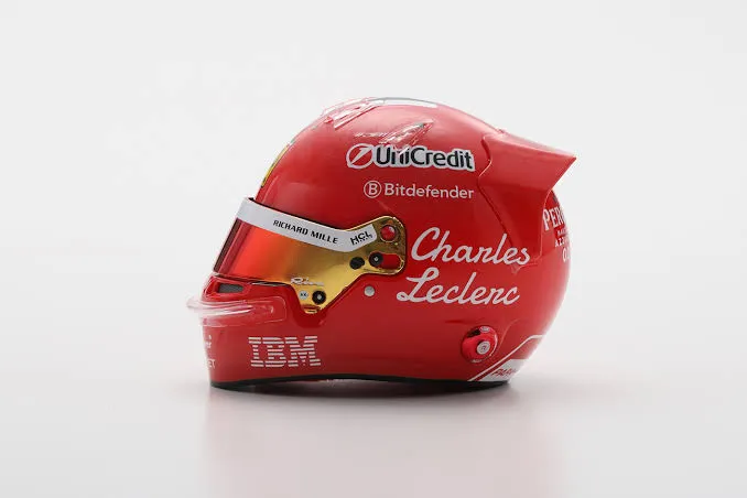 Looksmart : Casque Charles Leclercq 2025 (1/5)