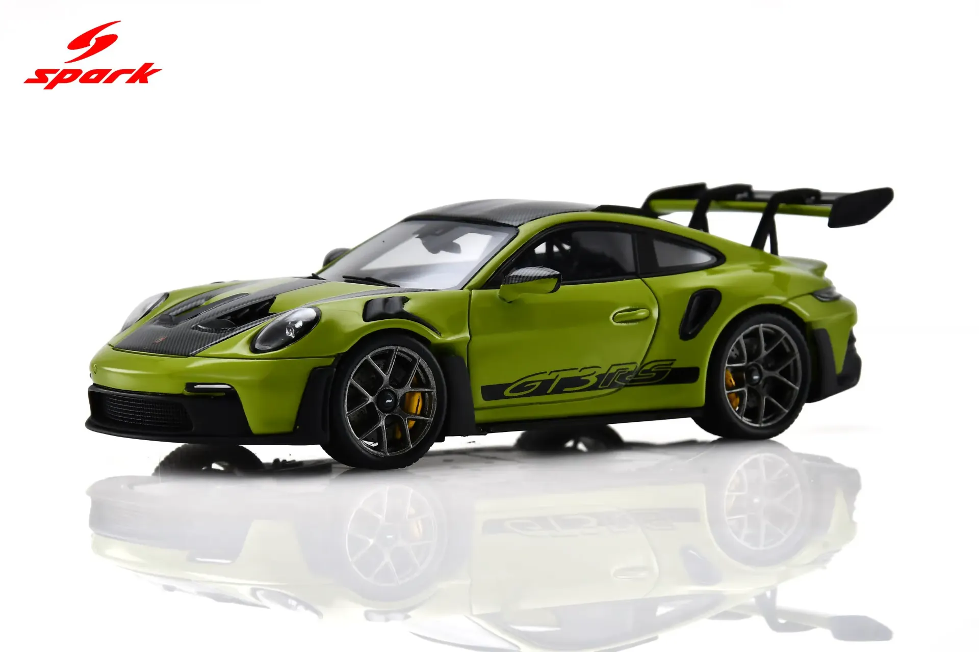 Spark : Porsche 911 GT3 RS (992) - Lind green with Weissach Package - 2023 (1/43)