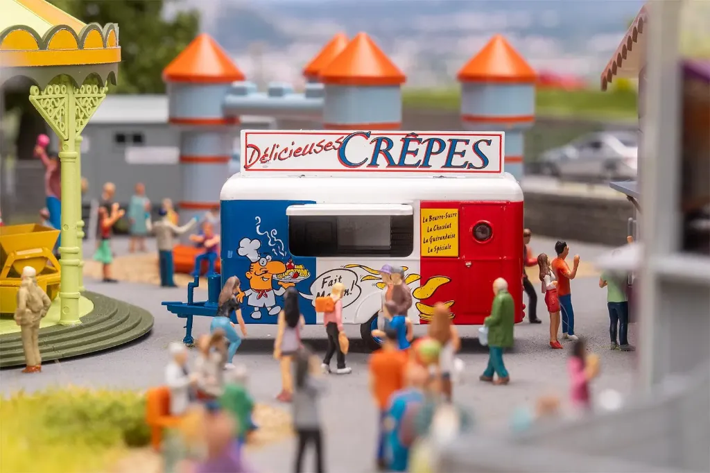 Faller : Foodtruck "Crêpes" (1/87)