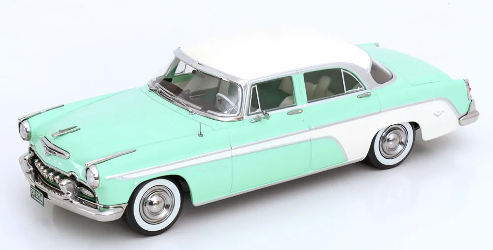 KK-Scale : De Soto Fireflite Sedan 1955 Vert Clair - Creme (1/18)
