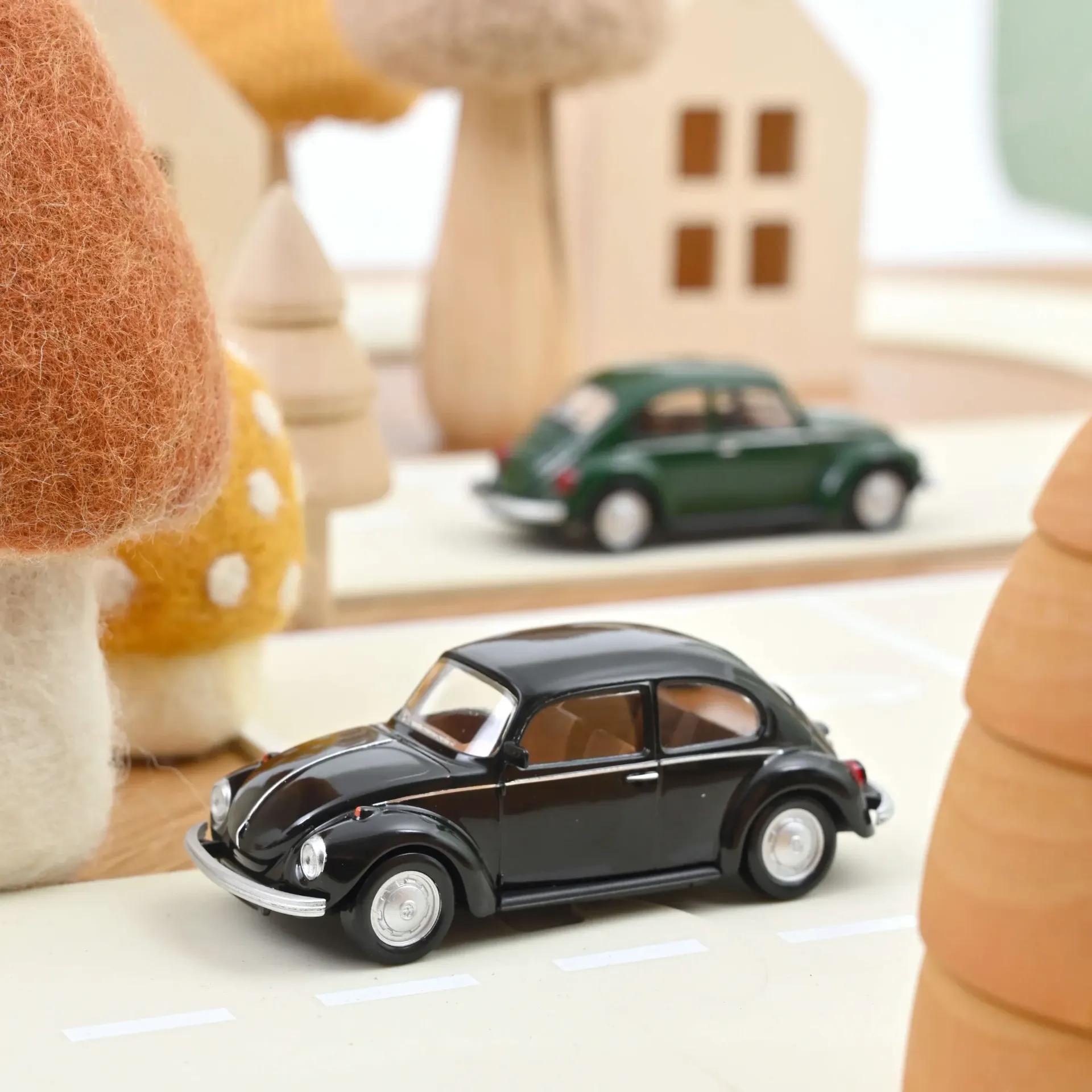 Norev : VVolkswagen Coccinelle 1973 Noir Jet-car (1/43)