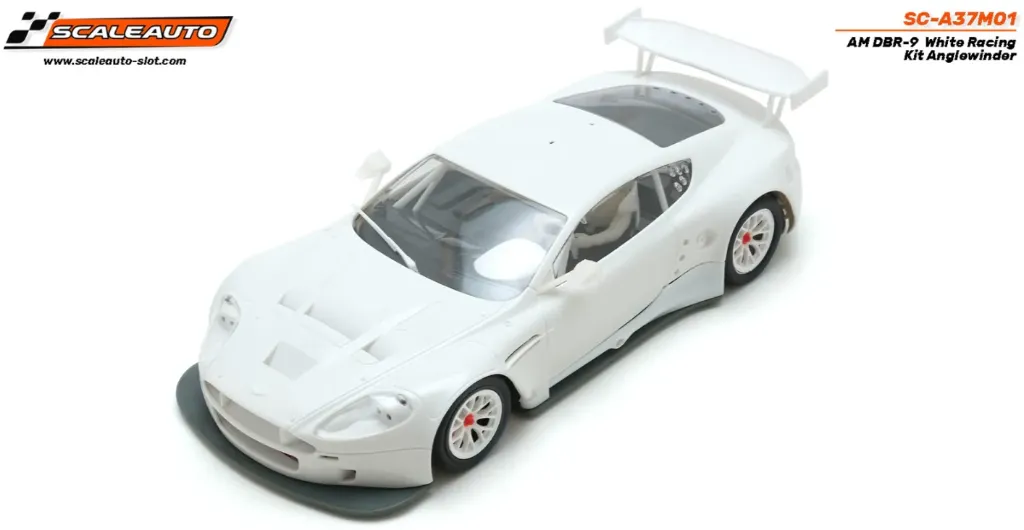 Scaleauto : Aston Martin DBR-9 White Racing Kit Anglewinder (1/32)