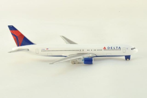 [HER 470322] Boeing 767-300