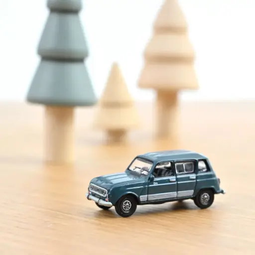 [NOR 510089] Norev : Renault 4 Clan │ 1986 - Sequoia Green