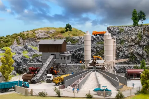 [FAL 222228] Faller : Centrale a Béton avec Silo de chargement de Gravier 